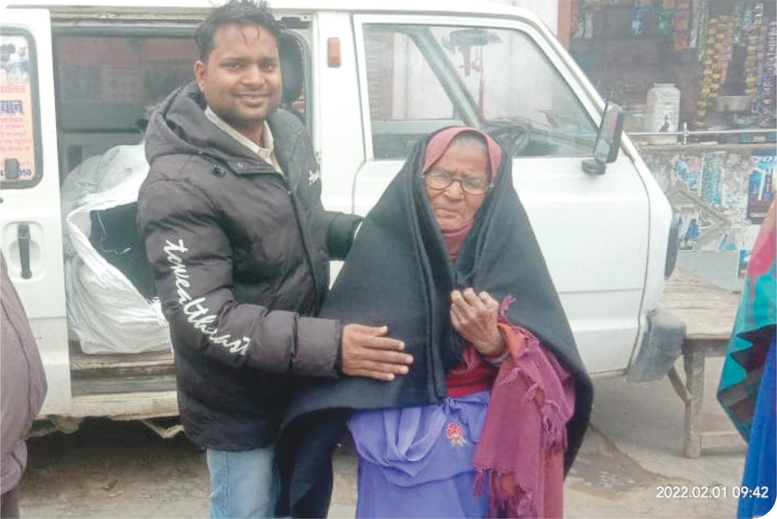 Nishulk Kapda Vitran Abhiyan